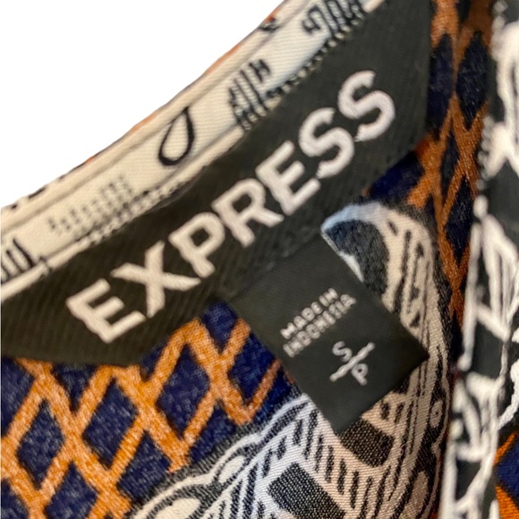 Express Short Sleeve Navy & Burnt Orange Arsty Rayon Paisley Shift Dress - Picture 10 of 11